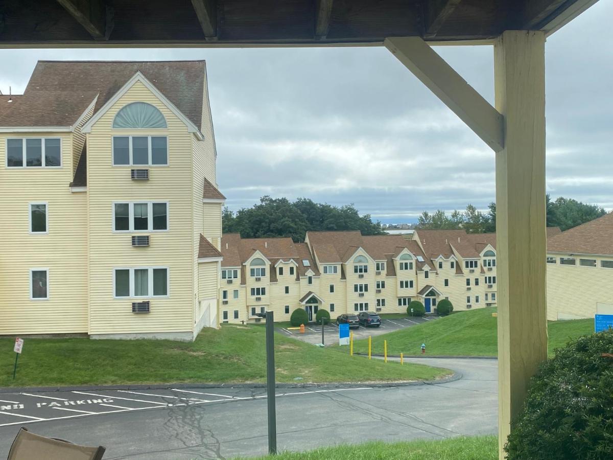 Village By The Sea Wells Bagian luar foto